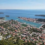 Belisima Sea View Apartment Rab Apartamento