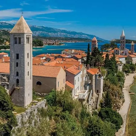 Belisima Sea View Rab Apartmán