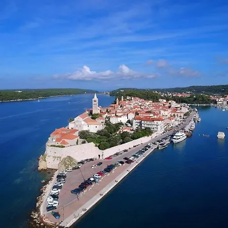 Belisima Sea View Rab Apartmán *
