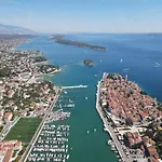 Belisima Sea View Apartment Rab Appartement