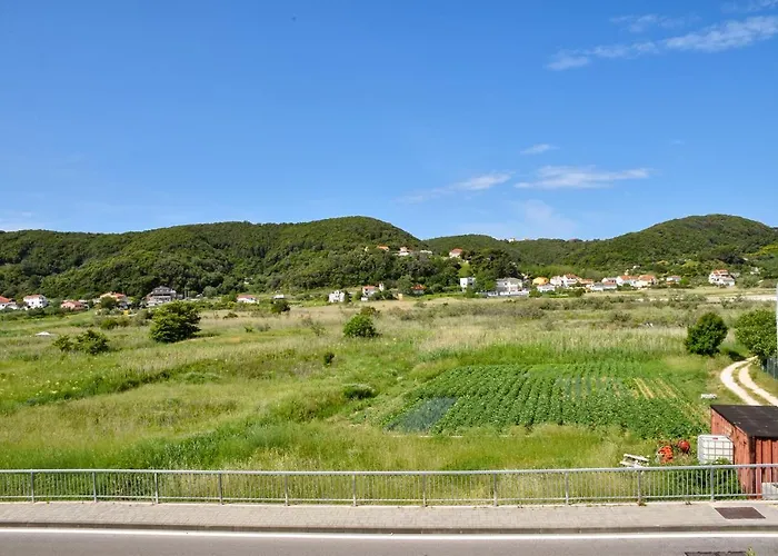 Belisima Deluxe 公寓 *