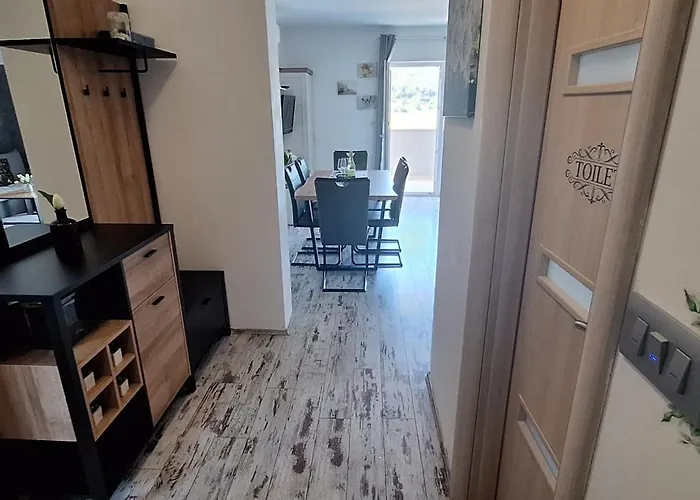 Belisima Deluxe * 苏佩塔斯卡德拉加